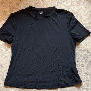 SHEIN Black Short Sleeve Tee
